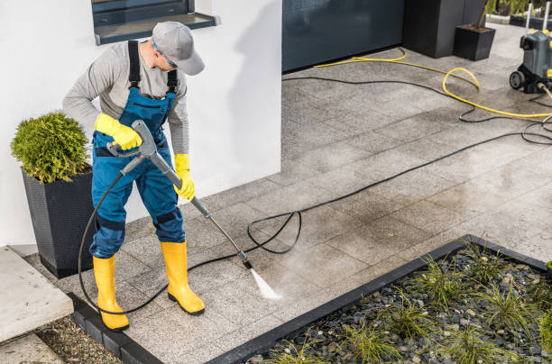 Best Commercial Building Pressure Washing  in Kenova, WV